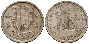 Португалия 2,5 эскудо 1973 парусник KM 590 медно-никель 4602-319