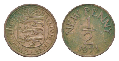 Гернси 1/2 нового пенни 1971 Елизавета II (1952-2022), герб KM 20 бронза 4702-735