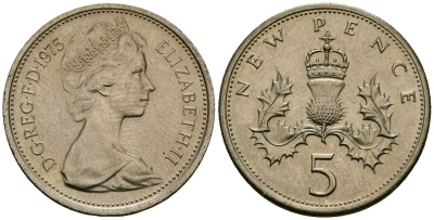 Великобритания 5 пенсов 1975 Елизавета II (1952-2022) KM 911, Spink 4233 (D1) медно-никель 4538-216